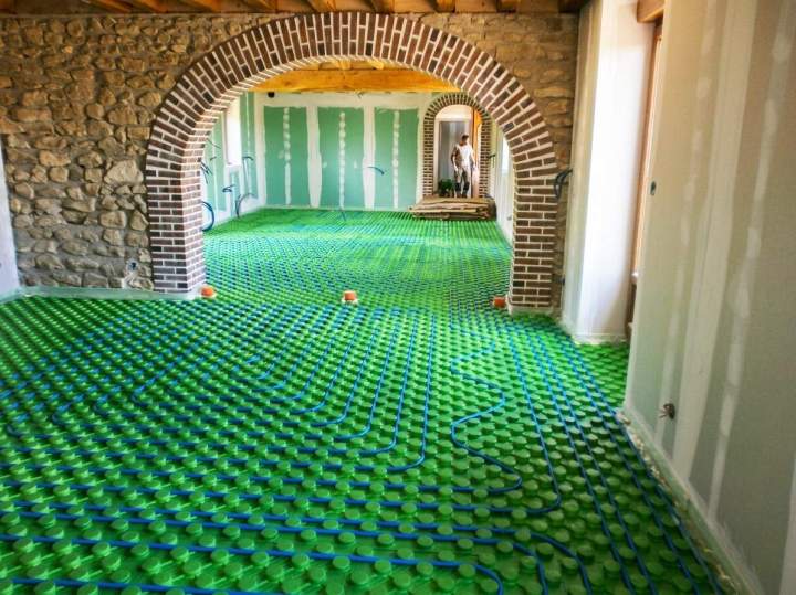 Installation plancher chauffant Passy-sur-Seine